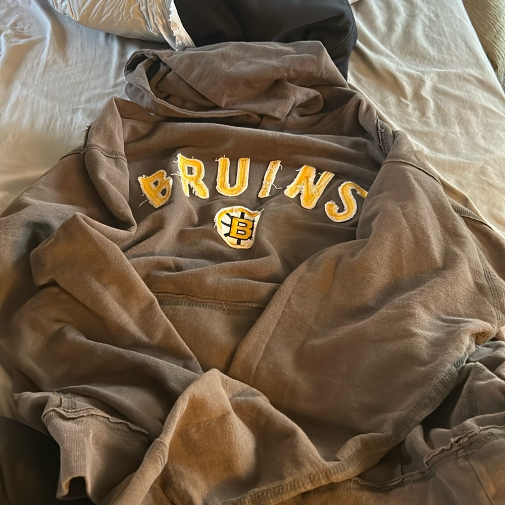 Boston bruins old school sweatshirt